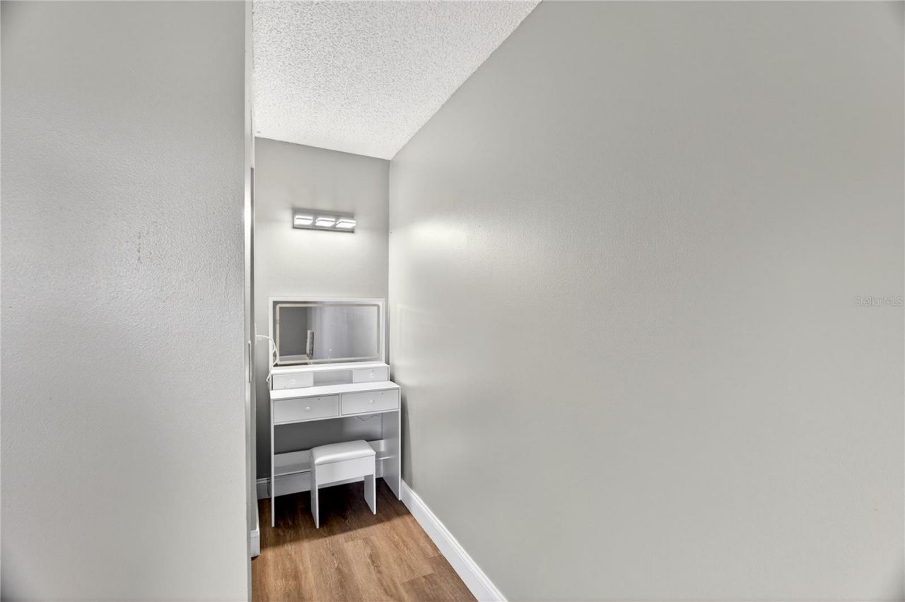 11505 7th Way N, Unit 2304, Saint Petersburg, FL 33716 Photo