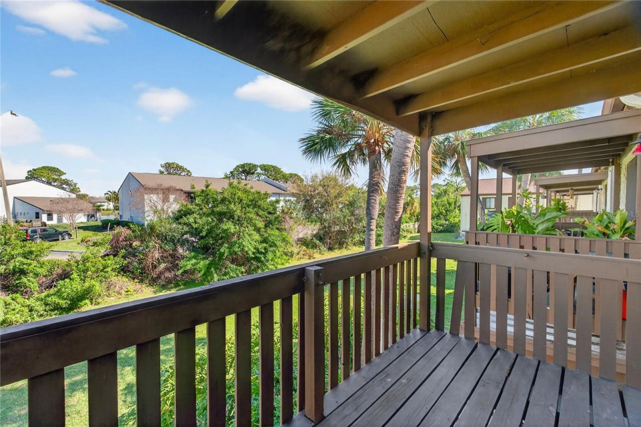 11505 7th Way N, Unit 2304, Saint Petersburg, FL 33716 Photo