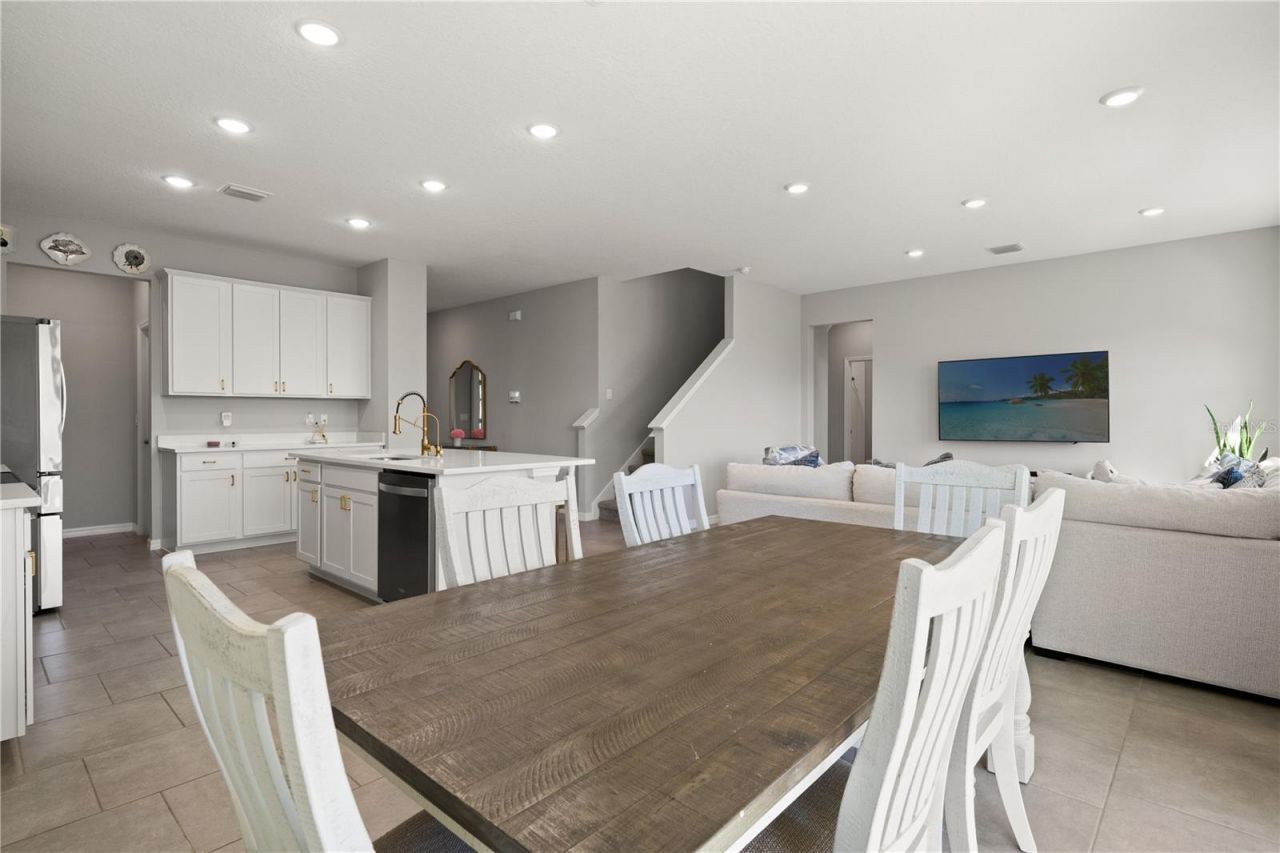 6199 Wandering Willow Drive, Wesley Chapel, FL 33545 Photo