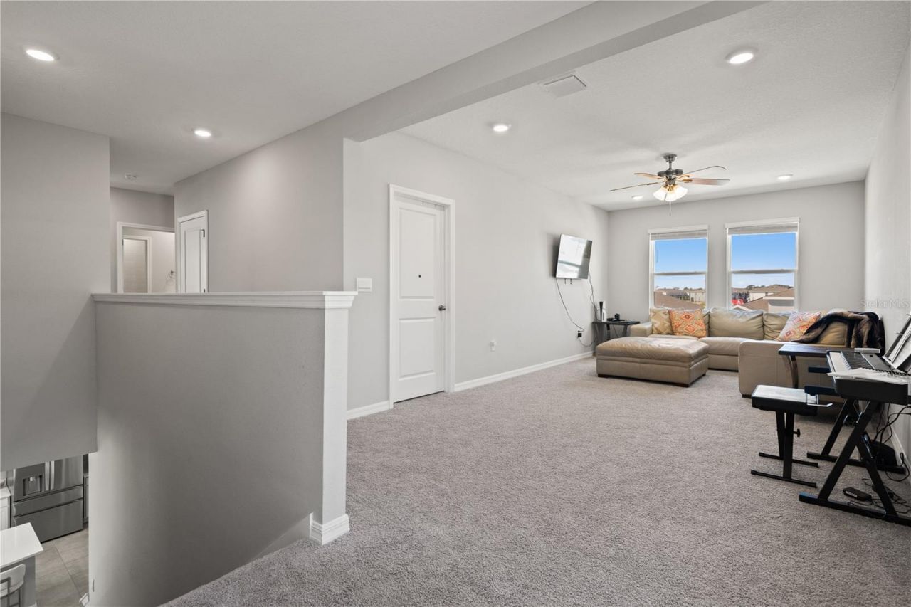 6199 Wandering Willow Drive, Wesley Chapel, FL 33545 Photo