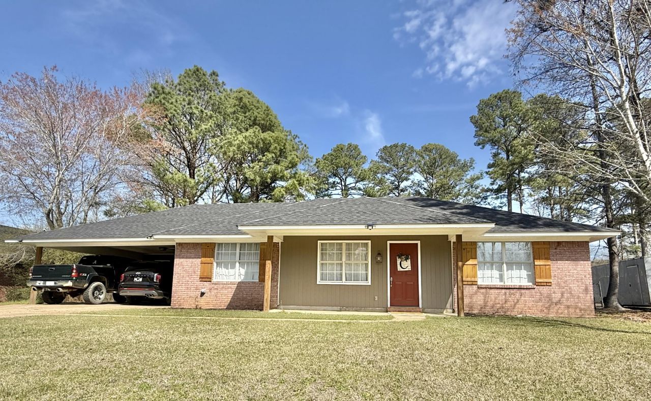 611 Thornton, Columbus, MS 39702 Main Photo