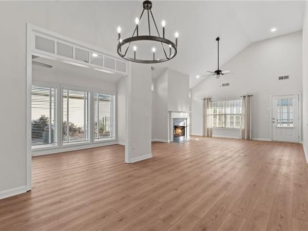 31 Casey Drive, Cartersville, GA 30120