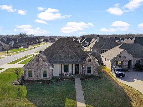 501 Hempstead Circle, Benton, LA 71006