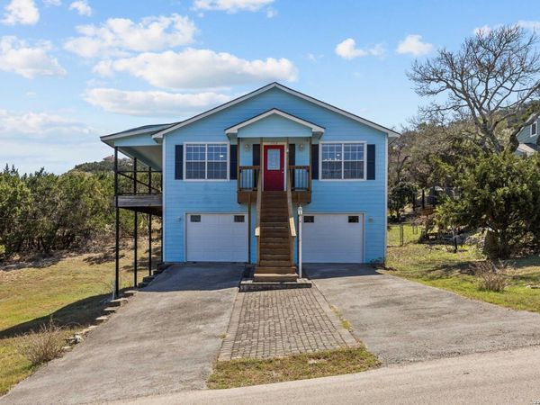 726 Barbara, Canyon Lake, TX 78133