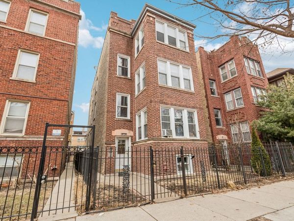 2018 W Birchwood Avenue , Chicago, IL 60645