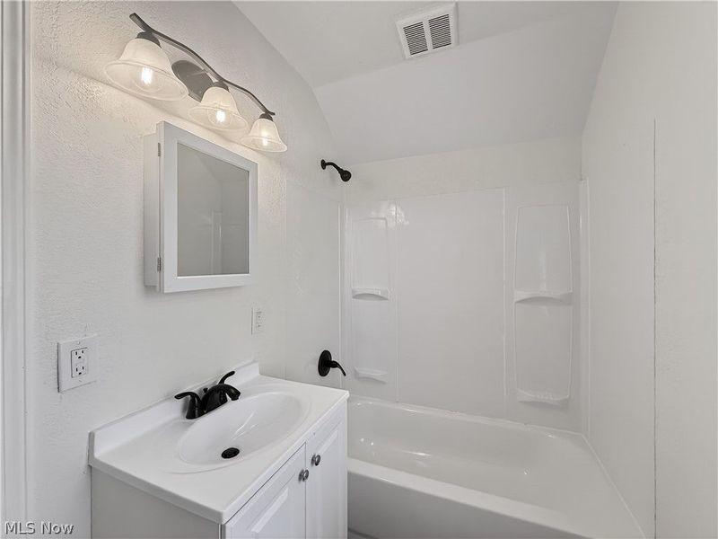 3235 W 94th Street, Cleveland, OH 44102 Photo 19