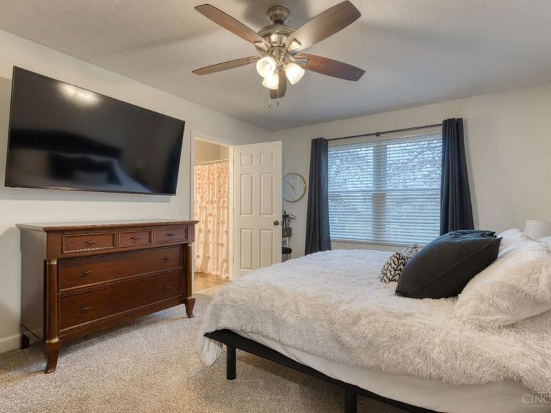 630 Weeping Willow Lane, Hamilton Twp, OH 45039 Photo 16