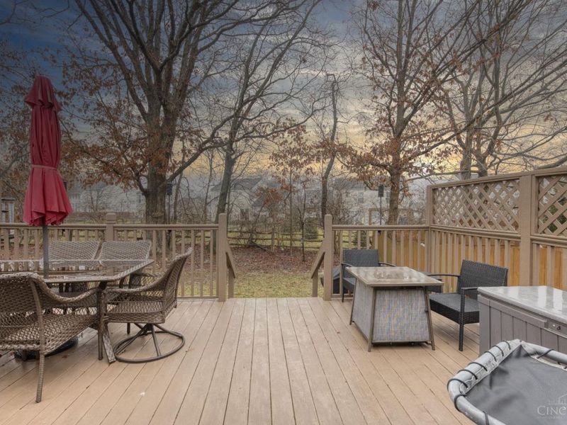 630 Weeping Willow Lane, Hamilton Twp, OH 45039 Photo 25