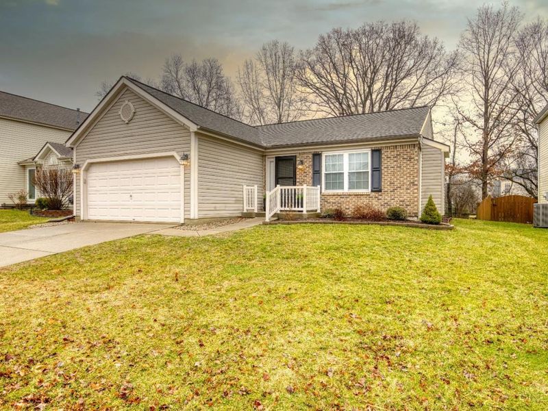 630 Weeping Willow Lane, Hamilton Twp, OH 45039 Photo 3