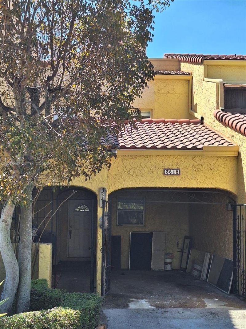 3512 Estepona Ave, Unit 22-D-1, Doral, FL 33178 Photo