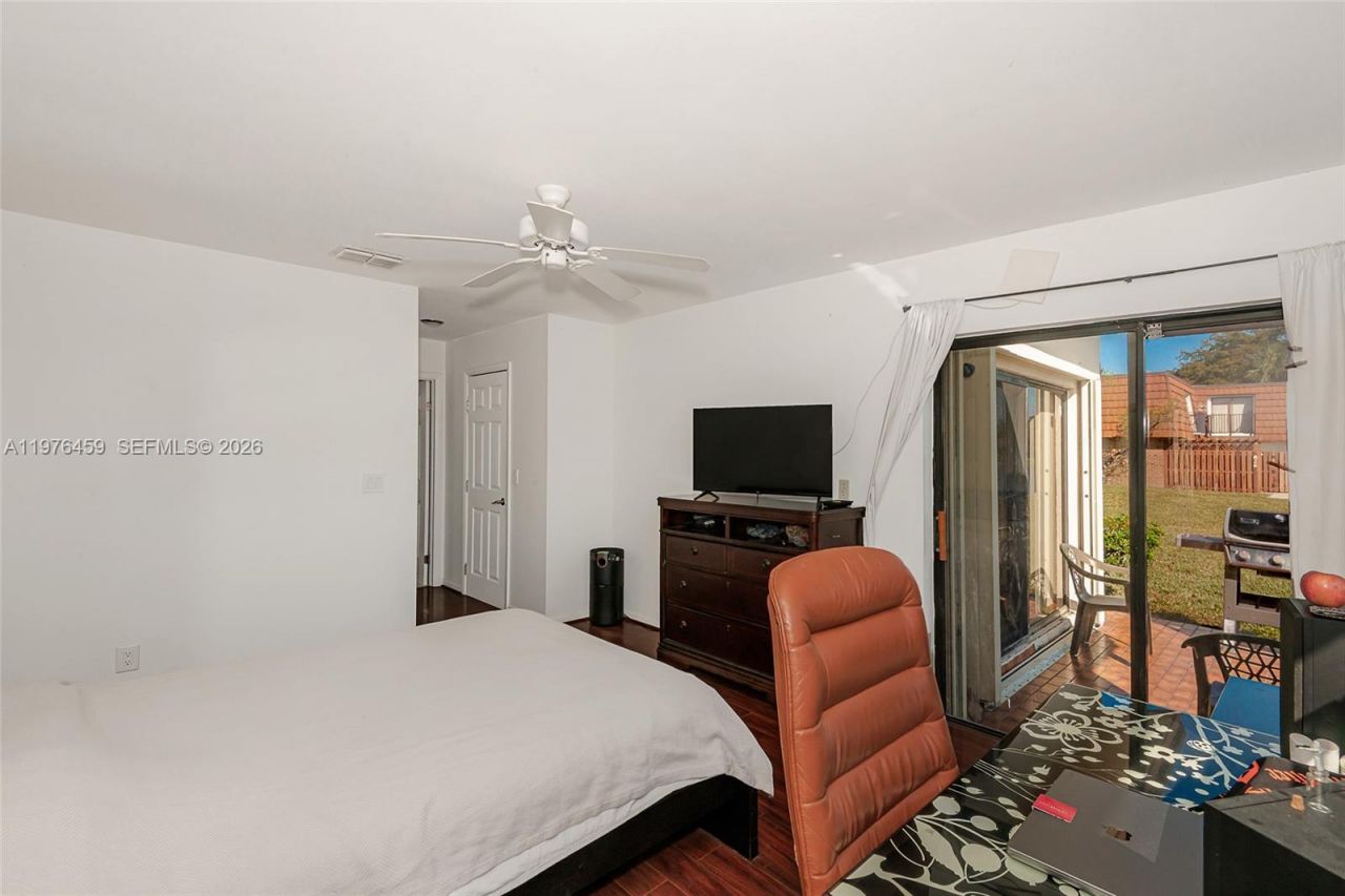 840 SW 120th Way, Davie, FL 33325 Photo