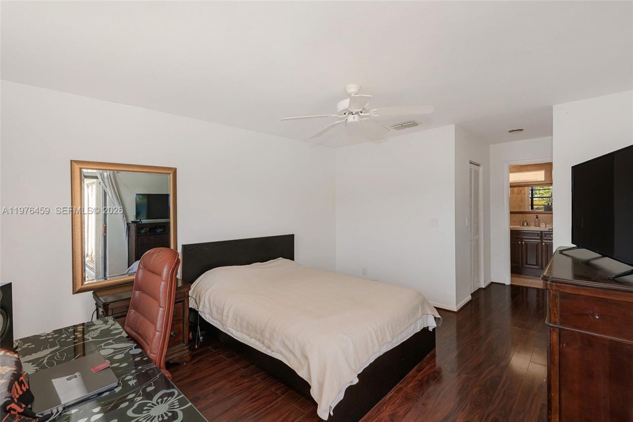 840 SW 120th Way, Davie, FL 33325 Photo