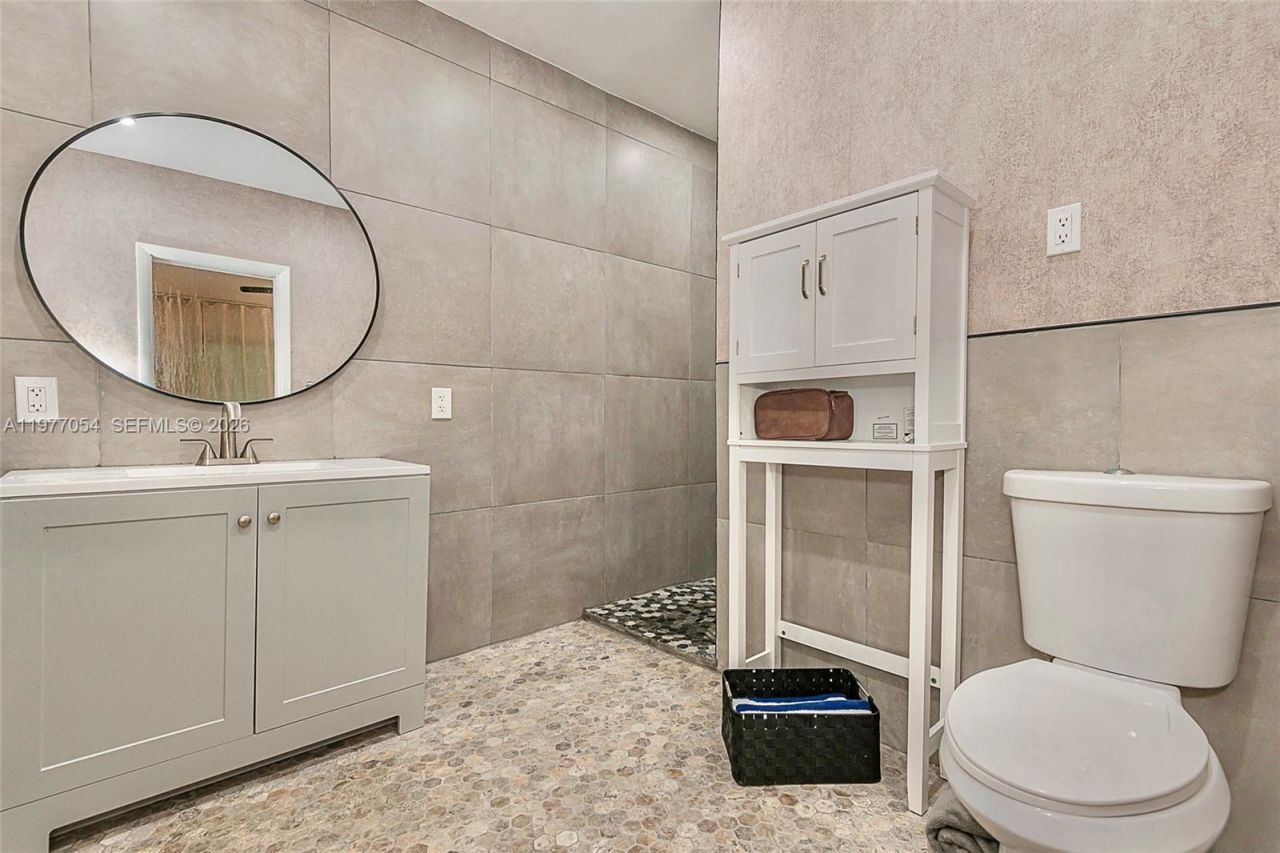 10450 NE 5th Ave , Miami Shores, FL 33138 Photo