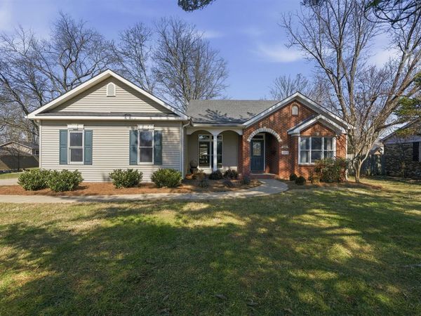 1500 Single Tree Way , Bowling Green, KY 42103