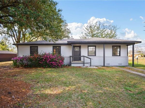 809 James Street, Saraland, AL 36571