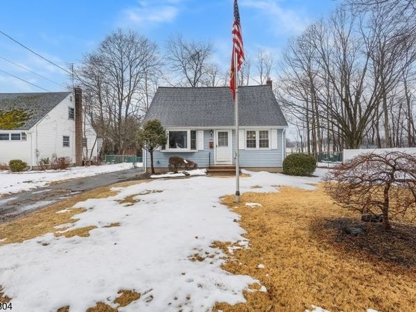 336 W Crescent Pkwy, South Plainfield, NJ 07080