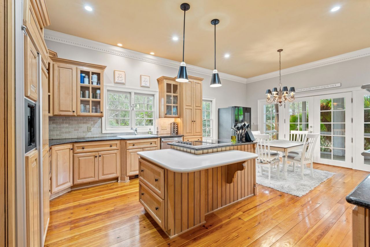 4511 Saint Johns Pl. Photo 13