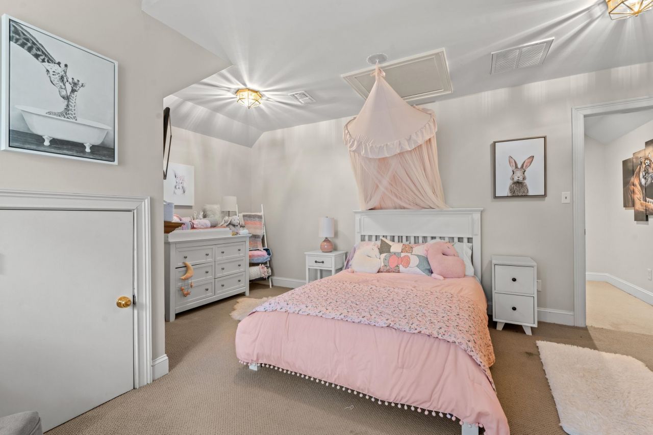 4511 Saint Johns Pl. Photo 28