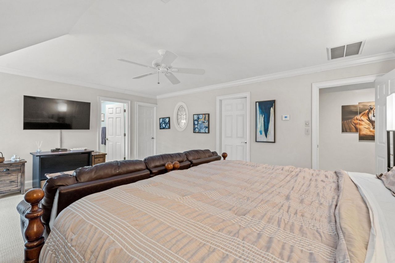 4511 Saint Johns Pl. Photo 34