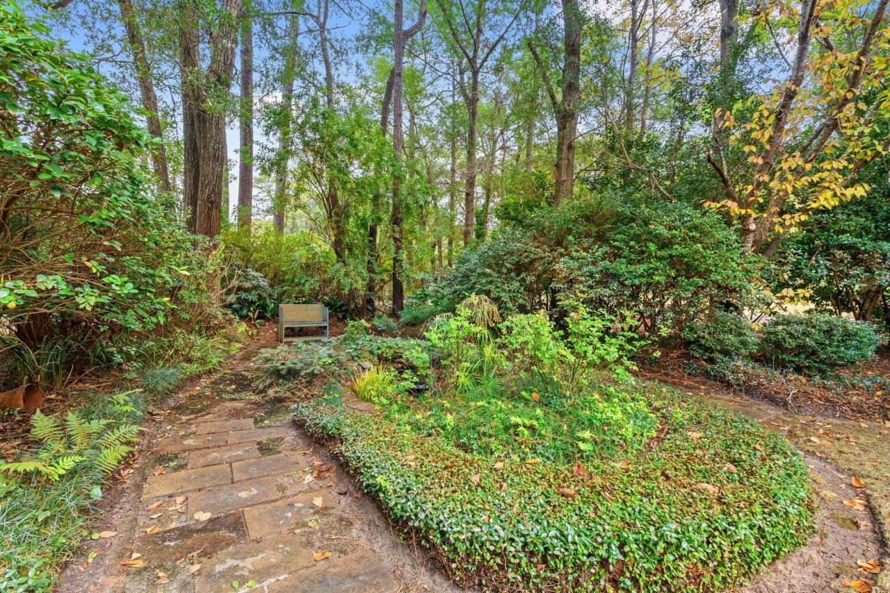 4511 Saint Johns Pl. Photo 37