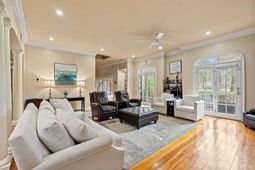 4511 Saint Johns Pl. photo 4