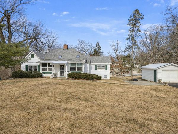 W198 Tombeau Blvd, Bloomfield, WI 53128