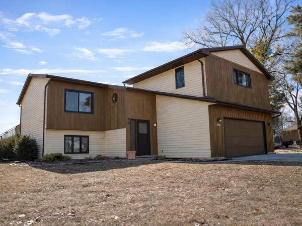 W6127 COLONIAL DRIVE, Appleton, WI 54914