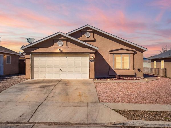 9623 El Patron Road SW, Albuquerque, NM 87121