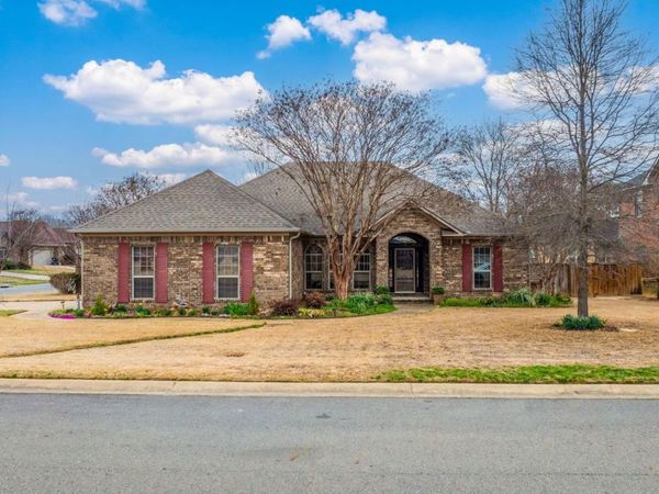 2730 Stone Wood Drive, Conway, AR 72034