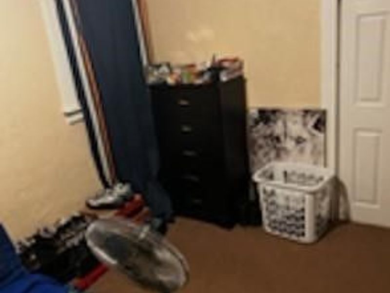 3659 E 104th Street, Cleveland, OH 44105 Photo 3