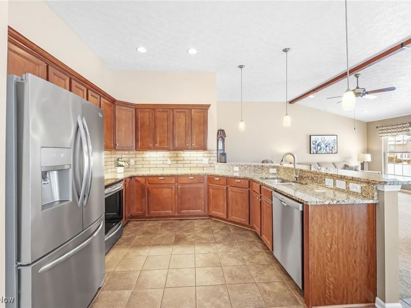 5145 Cardinal Court, Lorain, OH 44053 Photo 7