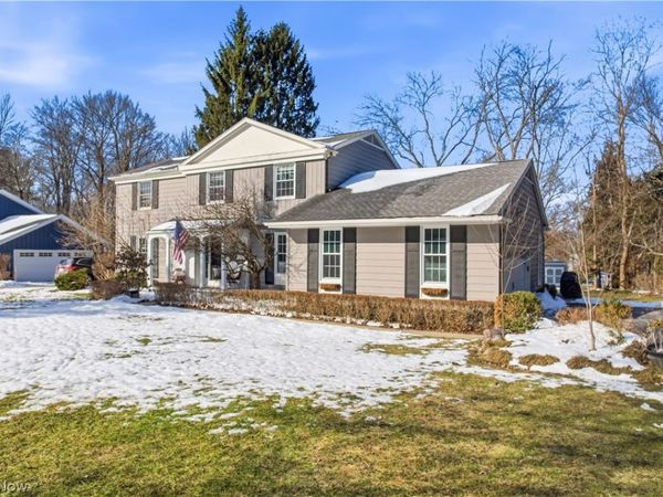 100 Southwyck Drive , Chagrin Falls, OH 44022