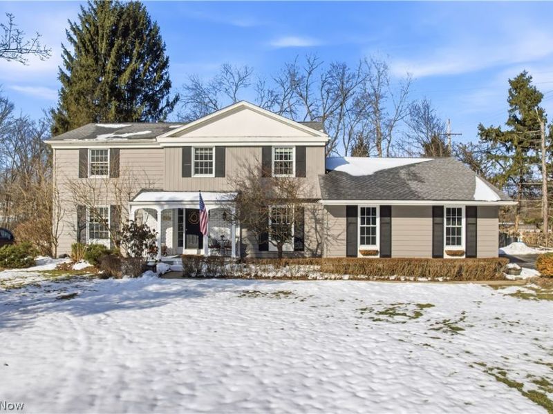 100 Southwyck Drive, Chagrin Falls, OH 44022 Photo 2