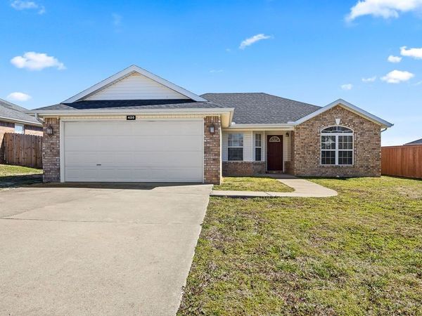 420 Brookfield Drive, Centerton, AR 72719