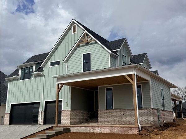 3900 SW Rhythm Avenue , Bentonville, AR 72713