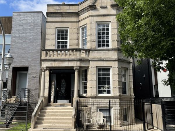 2826 W Lyndale Street , Unit 2, Chicago, IL 60647