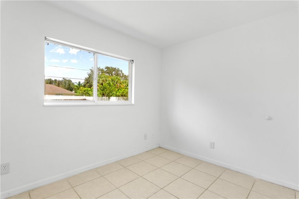 1866 25th Street Sw, Vero Beach, FL 32962 Photo