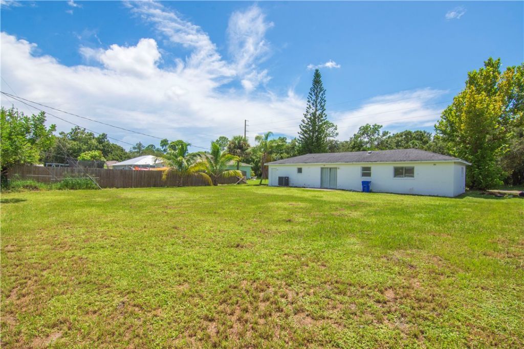 1866 25th Street Sw, Vero Beach, FL 32962 Photo