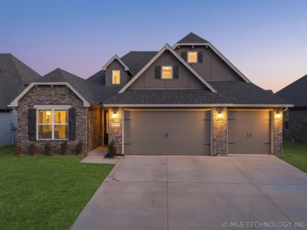 12429 S Norwood Avenue , Bixby, OK 74008