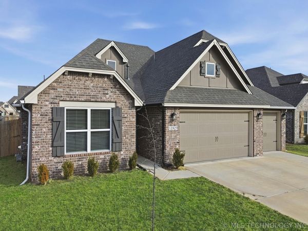 12429 S Norwood Avenue, Bixby, OK 74008