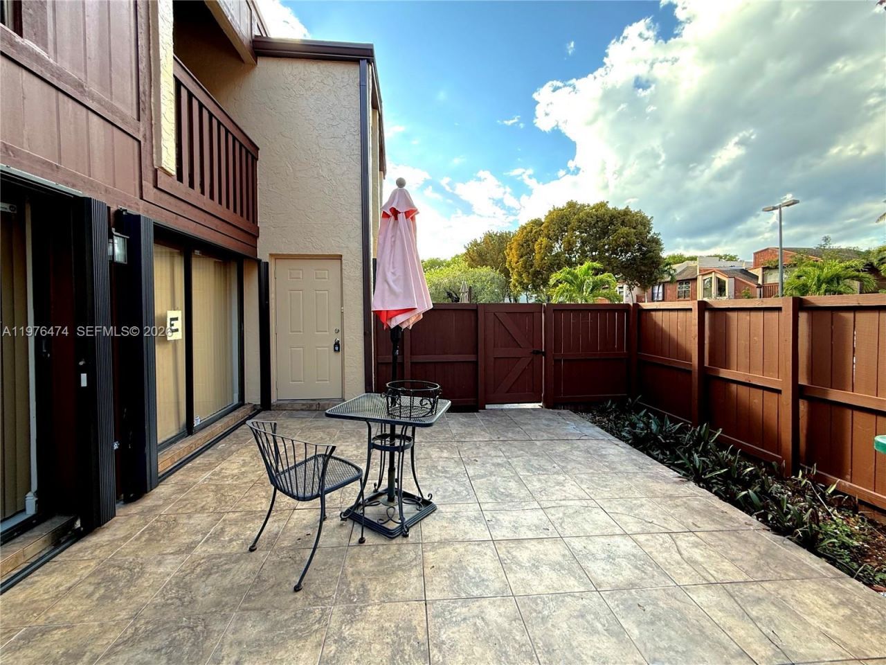 6977 SW 115th Pl , Unit E33, Miami, FL 33173 Photo