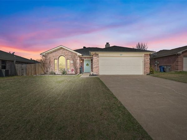 227 Lake Texoma Drive, Wylie, TX 75098