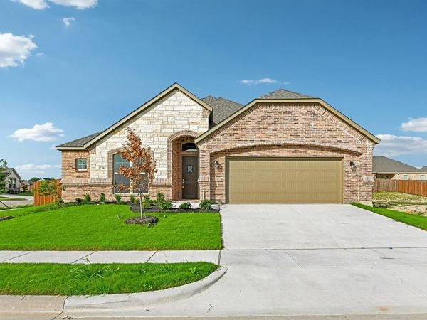 701 Broken Bow Lane, Cleburne, TX 76033
