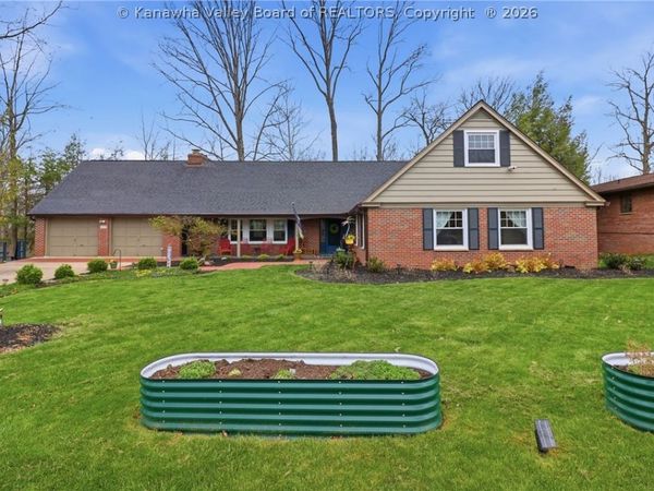 1419 Nottingham Road, Charleston, WV 25314