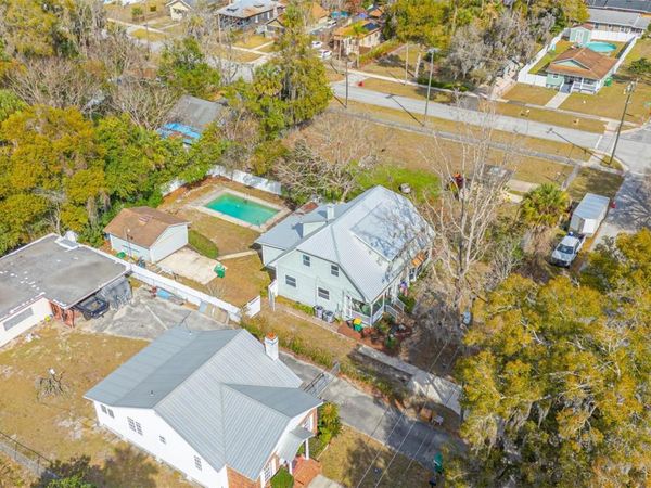 138 N KENTUCKY AVENUE, DELAND, FL 32724