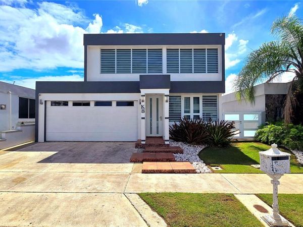 Rio Lajas MONTECASINO HEIGHTS, Unit K8, TOA ALTA, PR 00953