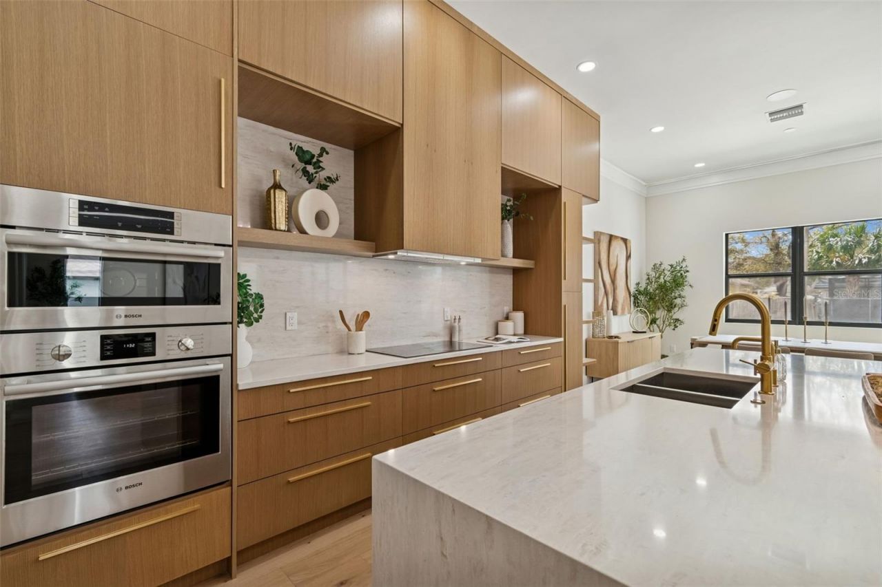 810 W Braddock Street, Tampa, FL 33603 Photo