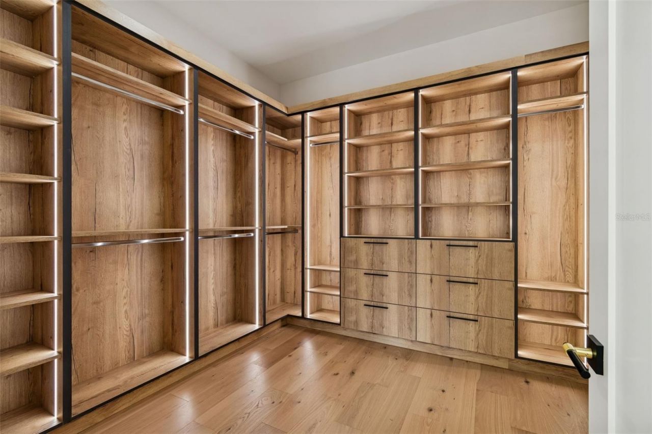 810 W Braddock Street, Tampa, FL 33603 Photo