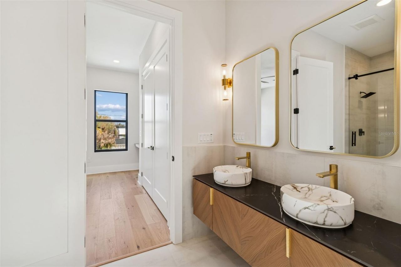 810 W Braddock Street, Tampa, FL 33603 Photo