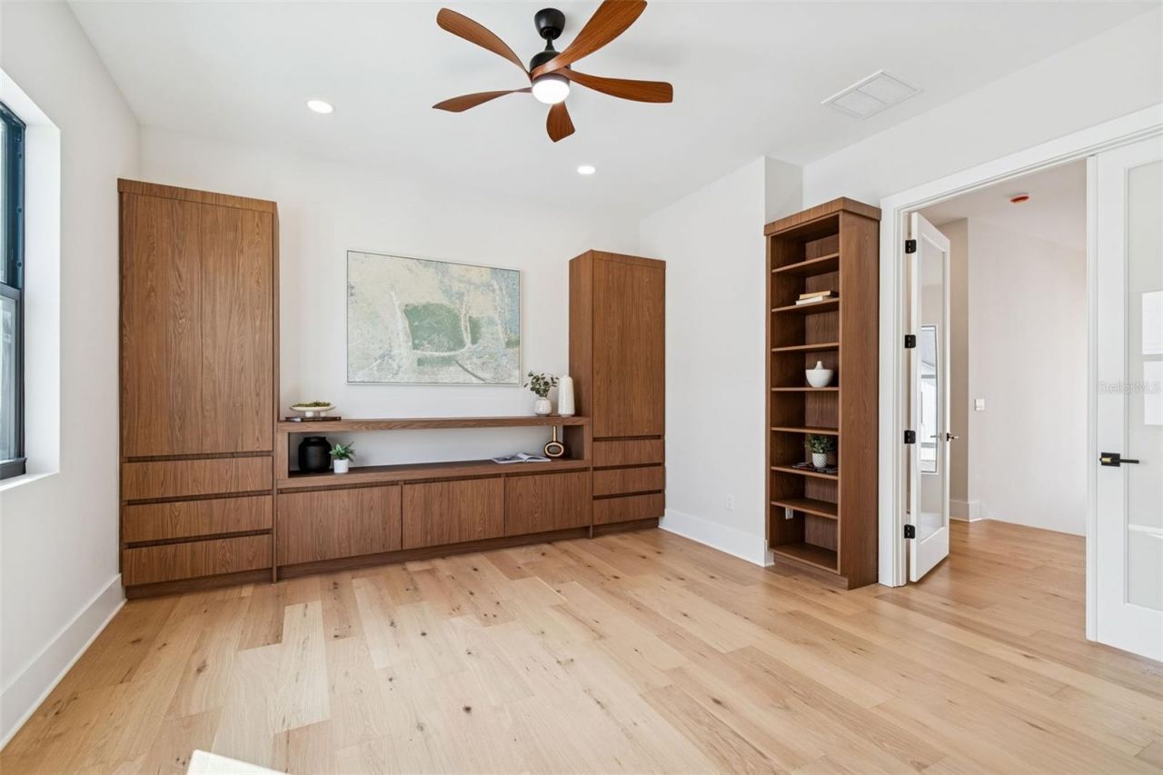 810 W Braddock Street, Tampa, FL 33603 Photo